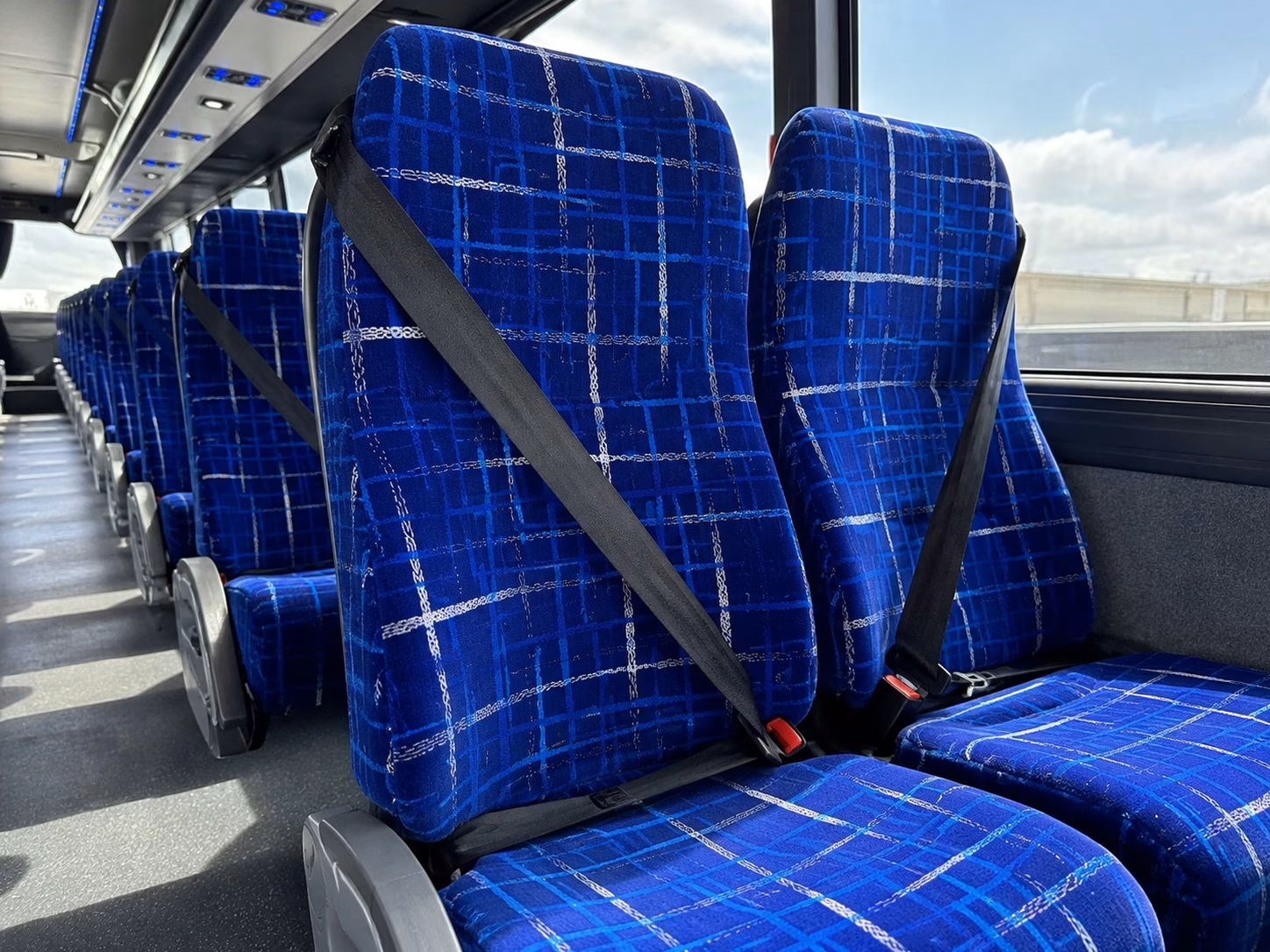 clearwater charter bus rentals for corporate events and outings