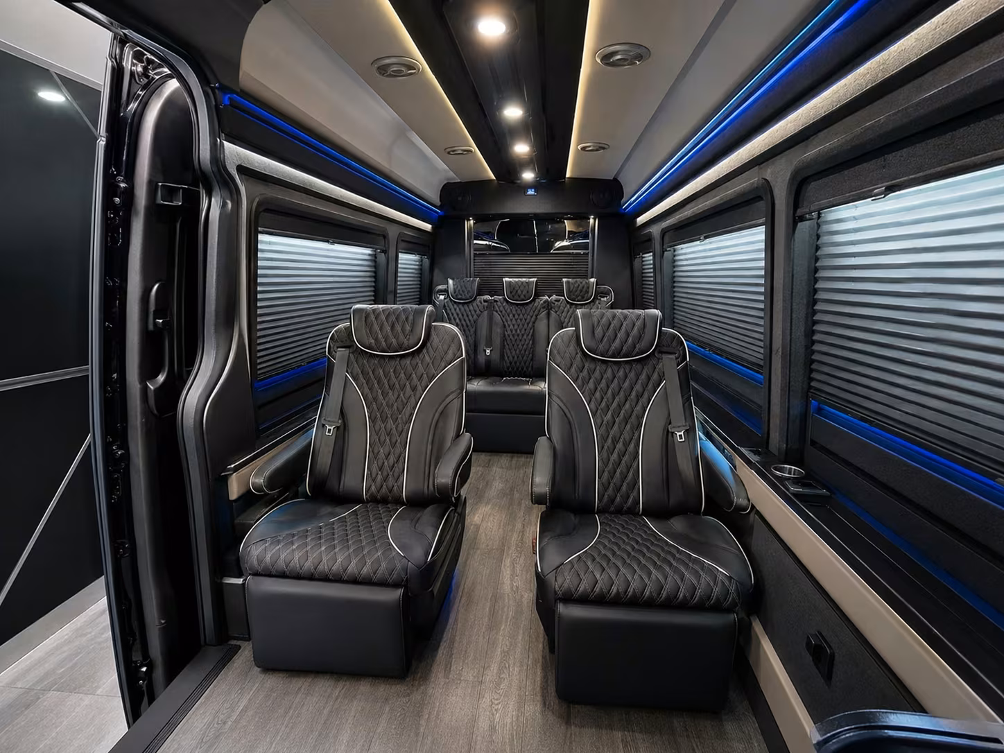 corporate bus rentals in clearwater for airport transfers
